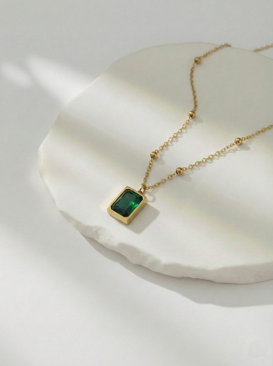 Green Glow Necklace